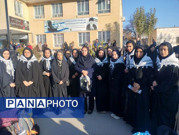 اعزام دانش‌آموزان دبیرستان‌های دخترانه شهرستان شیروان دوره متوسطه دوم به اردوری راهیان نور مناطق جنوب کشور