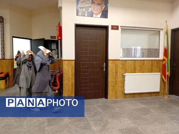 مانور زلزله در دبستان مصلی نژاد حضرت زینب(س)