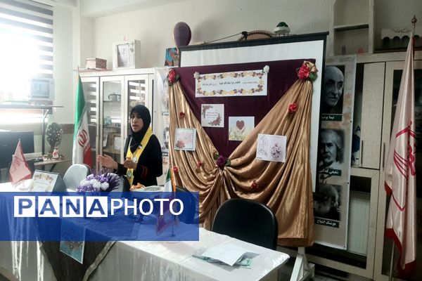  آیین گرامیداشت میلاد حضرت فاطمه(س) و روز مادر در مدارس شهرستان ملارد