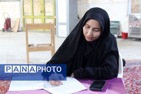 برگزاری مراسم ولادت حضرت فاطمه زهرا (س) در بهارستان‌دو با حضور پرشور خانواده ها