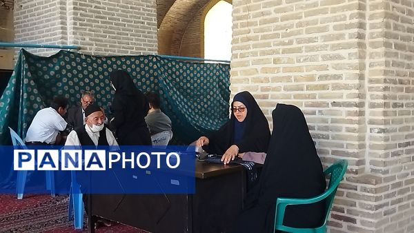 میز خدمت ادارات نیشابور در نماز جمعه 