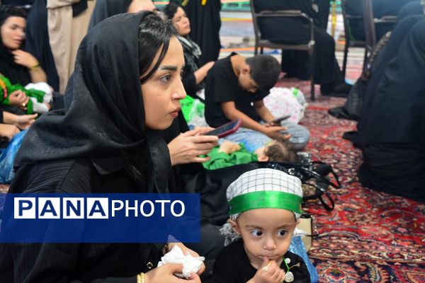 شیرخوارگان عهد سربازی امام‌زمان را در مصلی نسیم‌شهر بستند