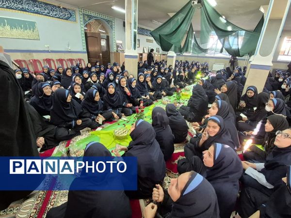 وقتی دبیرستان شهید همت بوی غربت حضرت مادر گرفت