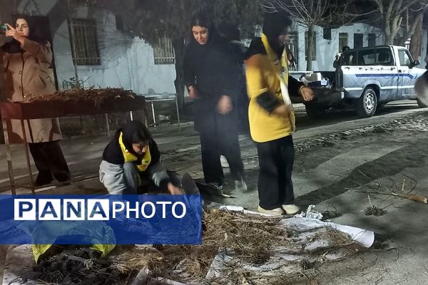 افتتاحیه بخش دوم اردوی تمشک با حضور دانش‌آموزان دختر در اردوگاه شهید محمد منتظری شهریار