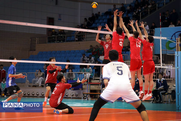 مسابقات دانش‌آموزی والیبال زیر 15 سال قهرمانی جهان (ایران - چین )