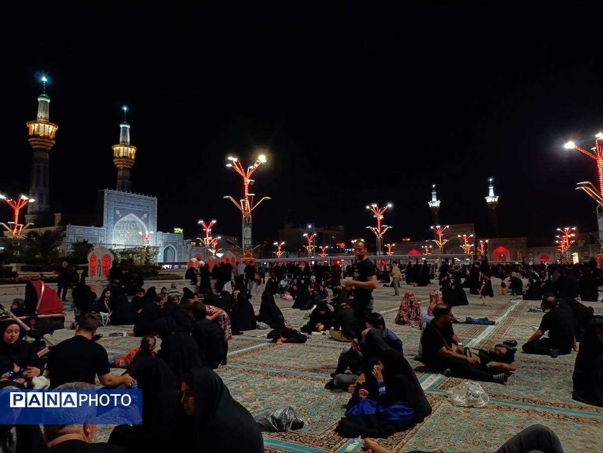 حرم در بغض عاشورا 