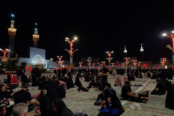 حرم در بغض عاشورا 