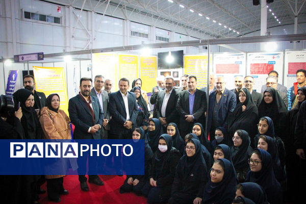آغاز به‌کار نمایشگاه نوآوری و فناوری کاشان با ارائه دستاوردهای دانش‌آموزی