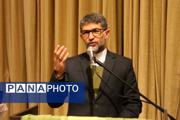 همایش فرزندان انقلاب «نسل انتظار» در فرهنگسرای بزرگ شهرکرد