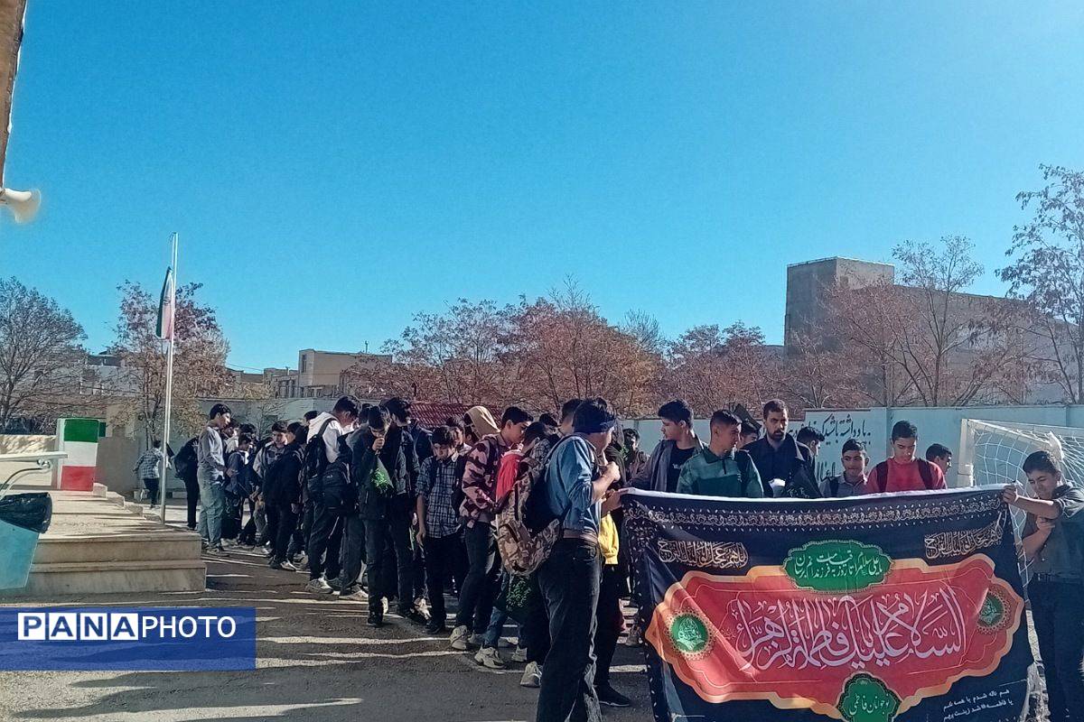 برگزاری پیاده‌روی عظیم فاطمیه در فیروزکوه