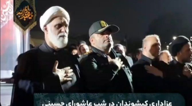 عزاداری مردم جزیره کیش در شب عاشورای حسینی