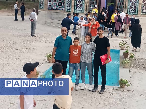 بازدید پسران دومیدانی کاران استان خراسان رضوی از آرامگاه عطار و خیام