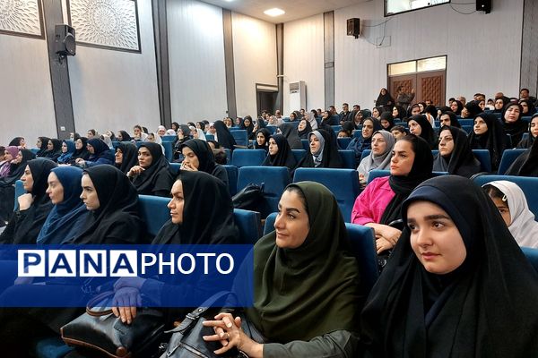 برگزاری اختتامیه طرح‌ها و برنامه‌های معاونت آموزش ابتدایی کهریزک 
