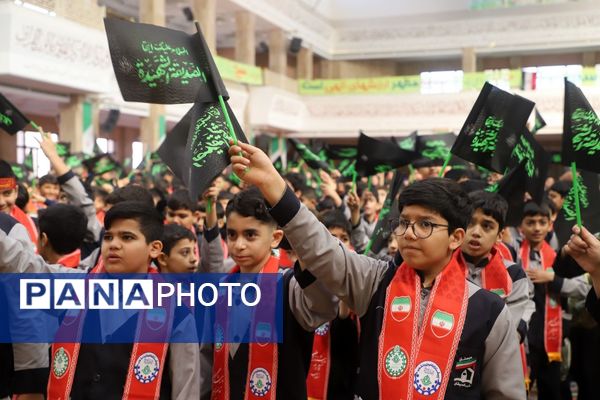 اجتماع باشکوه نوگلان فاطمی با حضور بیش از سه هزار دانش‌آموز گرگانی