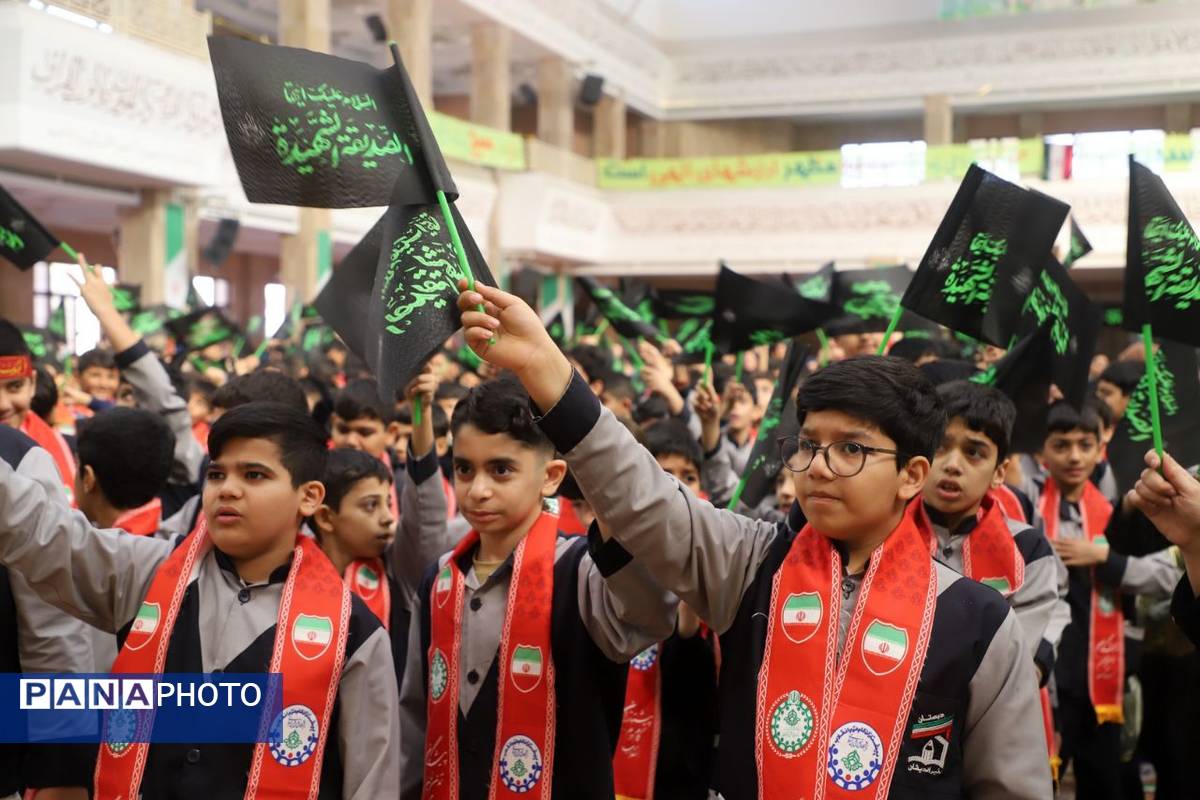 اجتماع باشکوه نوگلان فاطمی با حضور بیش از سه هزار دانش‌آموز گرگانی