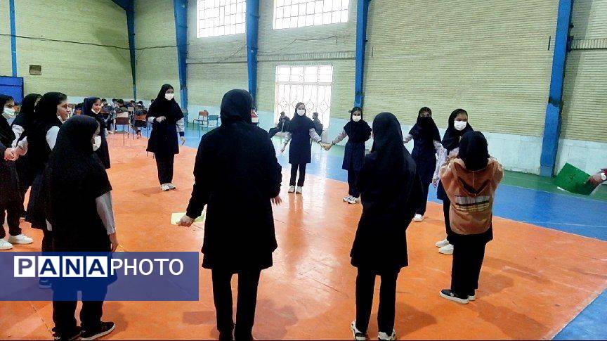 دانش‌آموزان میانکوه آماده روزهای سخت