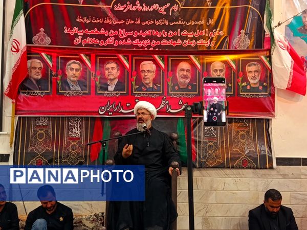 نوای “لبیک یا حسین” در شب پنجم محرم در رزق آباد طنین‌انداز شد