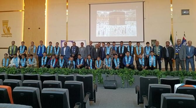 بدرقه‌ دانش‌آموزان منتخب سازمان دانش‌آموزی اردبیل به سرزمین وحی 