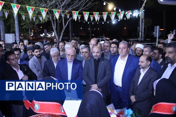 افتتاح استخر شهید رئیسی در شهر دستگرد شهرستان برخوار