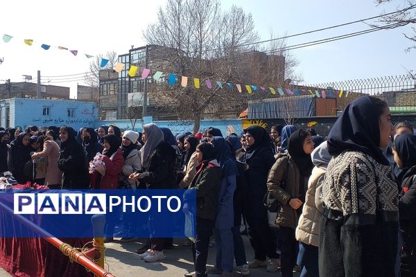 تقدیر از دانش آموزان برتر علمی، پرورشی، آموزشی و ورزشی در دبیرستان میثاق م