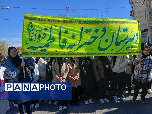 حضور پرشور فرهنگیان و دانش‌آموزان چاراویماق در یوم‌الله  ۱۳ آبان