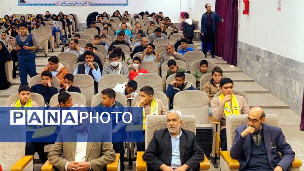 نشست هم‌اندیشی رابطین خبرنگاران پانا در خلیل‌آباد