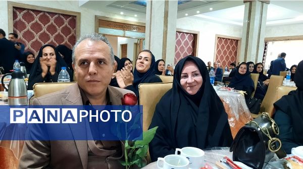 آیین تکریم از معلمان نمونه استانی و منطقه‌ای و تجلیل از بازنشستگان آموزش و پرورش استثنایی
