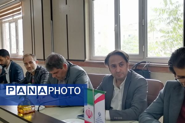 نشست فعالین پانا شهریار با مدیر جدید اداره آموزش و پرورش
