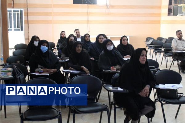 معلمان به‌روز، آموزش پویا؛ کهنوج میزبان دوره توانمندسازی دبیران ادبیات