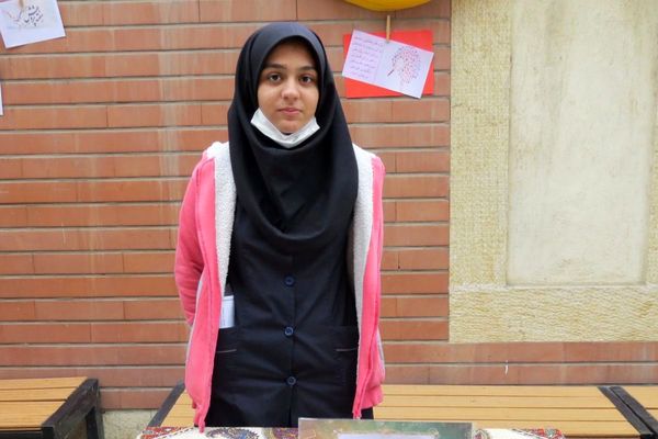 مراسم هفته پژوهش در دبیرستان بانو عفت آهنگری شهرری