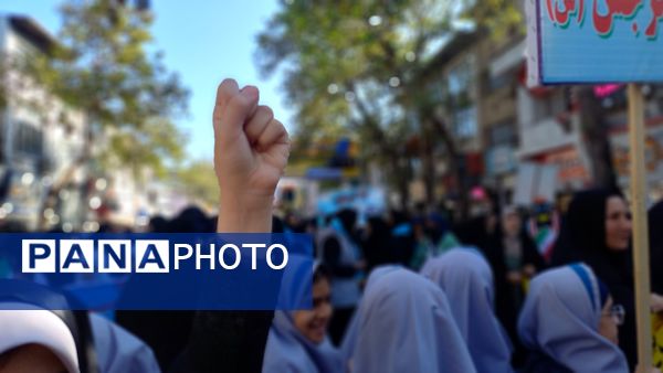 راهپیمایی ۱۳ آبان در قائمشهر