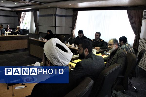 نشست شورای هماهنگی آیین وداع و خاکسپاری شهدای گمنام در قم