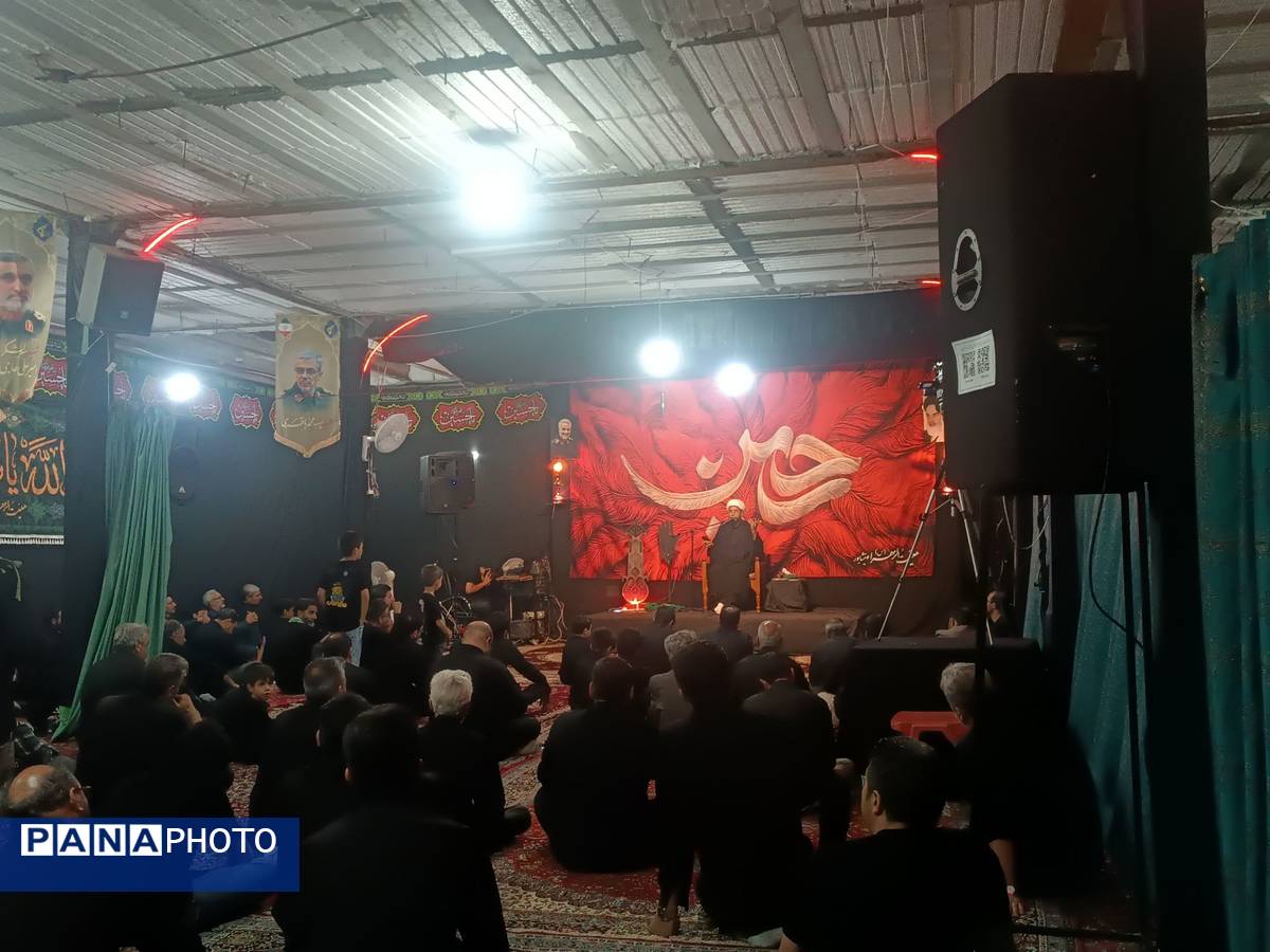 شب هشتم محرم در هیئت الزهرای نیشابور