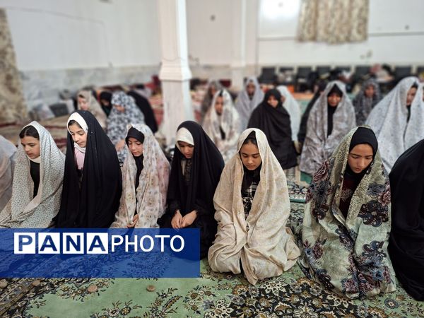 مراسم اعتکاف دانش آموزی آموزشگاه مریم سنگان شهرستان رشتخوار