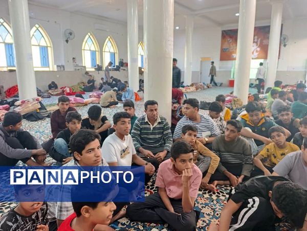 مراسم اعتکاف دانش‌آموزی در مسجد نور سندرک