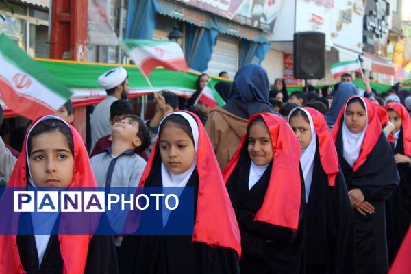 راهپیمایی روز دانش‌آموز در گلوگاه 