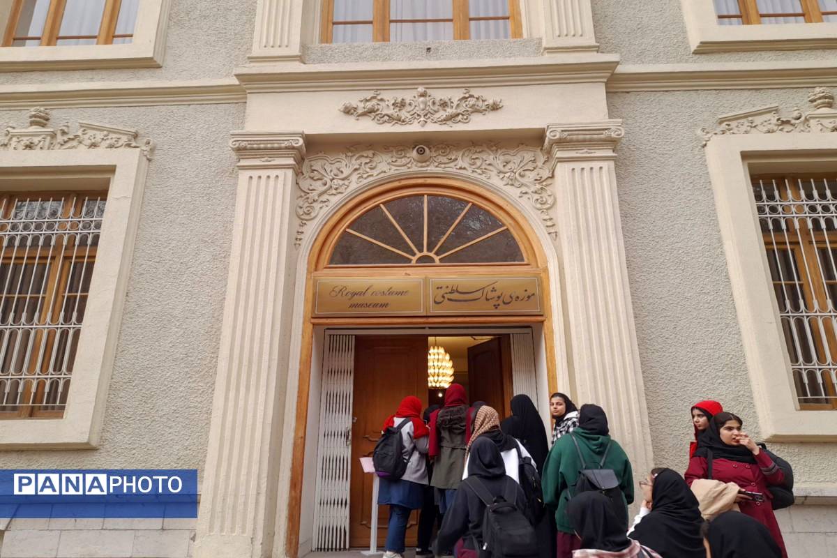 هنرجویان هنرستان کبری زرگران ملارد مهمان کاخ سعدآباد