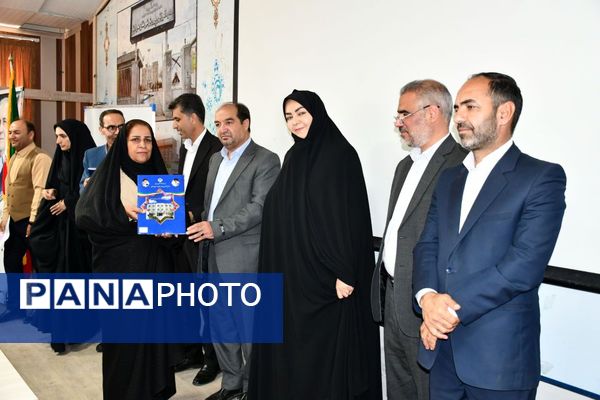 مراسم تجلیل از مدیران و رتبه‌های برتر کنکور ۱۴۰۴ در شهرستان مه‌ولات