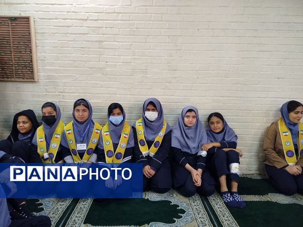 بیست و هفتمین مانور زلزله در دبیرستان دخترانه دانشور 2 