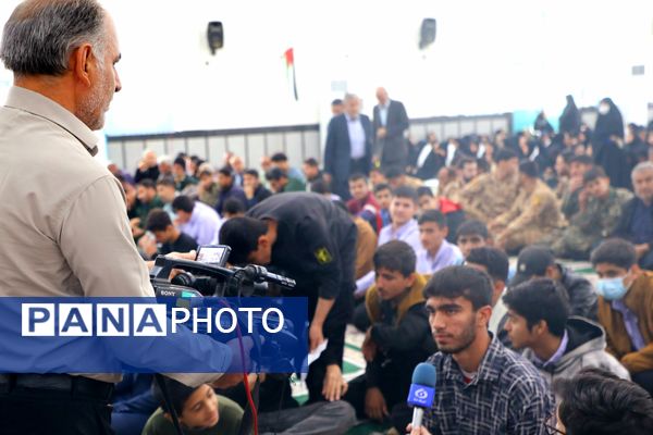 اجتماع همایش «شکوه اقتدار» بسیجیان در لنده