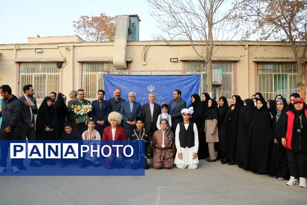  دانش‌آموزان با «انشای مهر» همراه شدند 
