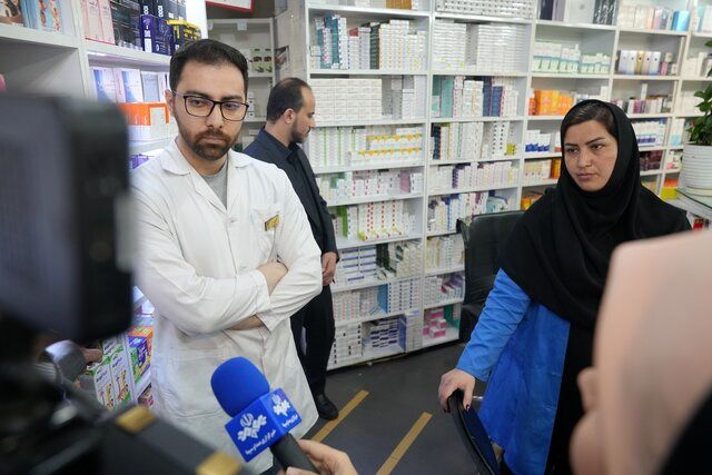 بازدید سازمان بازرسی از داروخانه‌های تهران