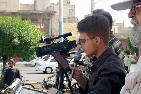 فرهنگیان و دانش‌آموزان خوزستان با حضور در راهپیمایی «بشارت نصر» همبستگی خود با ملت فلسطین را اعلام کردند