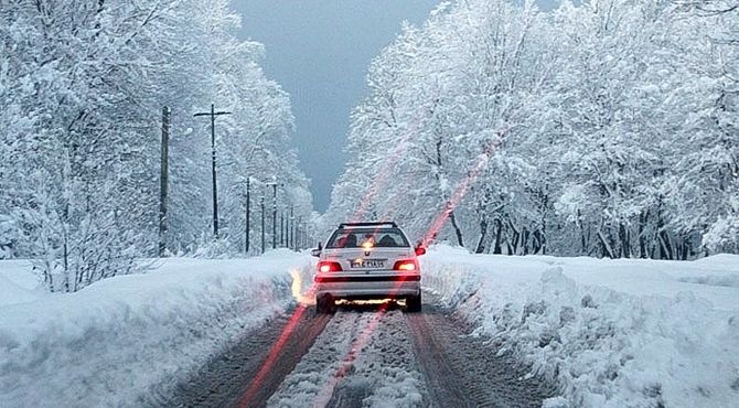 رانندگی ایمن در زمستان؛ با احتیاط برانیم، با آگاهی بمانیم
