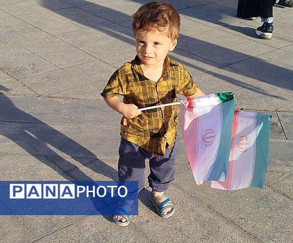 جشن مردمی عید بیعت به مناسبت آغاز امامت حضرت مهدی(عج) در مشهد مقدس