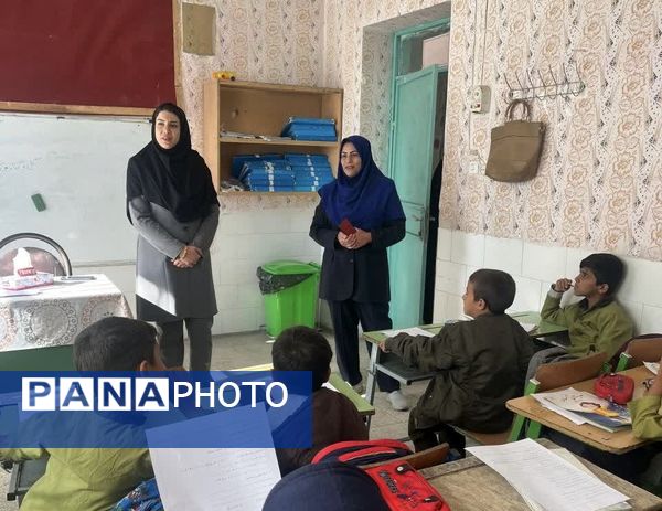 بازدید سرگروه‌های آموزشی از مدارس خاتم 