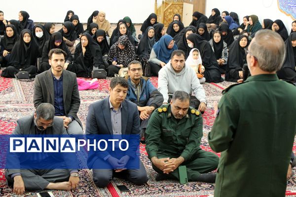 برگزاری دوره آموزشی ـ تربیتی مسیر معلمی ویژه همکاران راز و جرگلان، مانه و سملقان