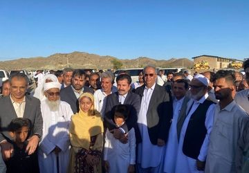 آغاز عملیات ساخت ۱۳۰۰ کلاس درس در سیستان و بلوچستان