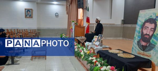 جشن روز دانش آموز در دبیرستان مهشید مصلی نژاد 