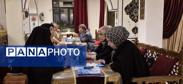 نشست خبری رئیس هیات امنا و مدیر روابط عمومی آستان حضرت سلطانعلی(ع) و اصحاب رسانه
